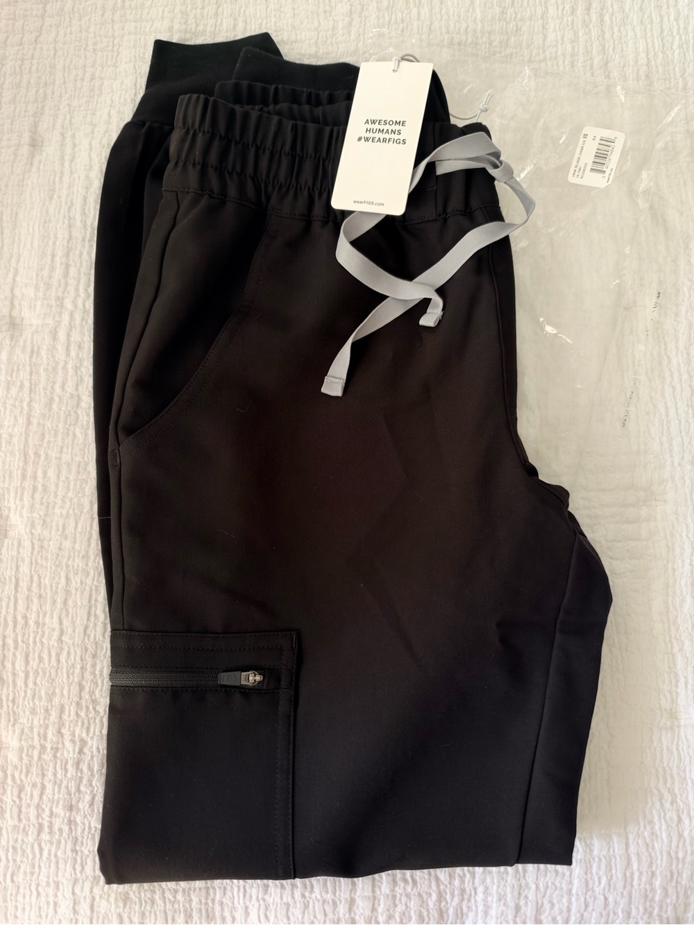 FIGS Women's Uman Relaxed Jogger Scrub Pants Black XS